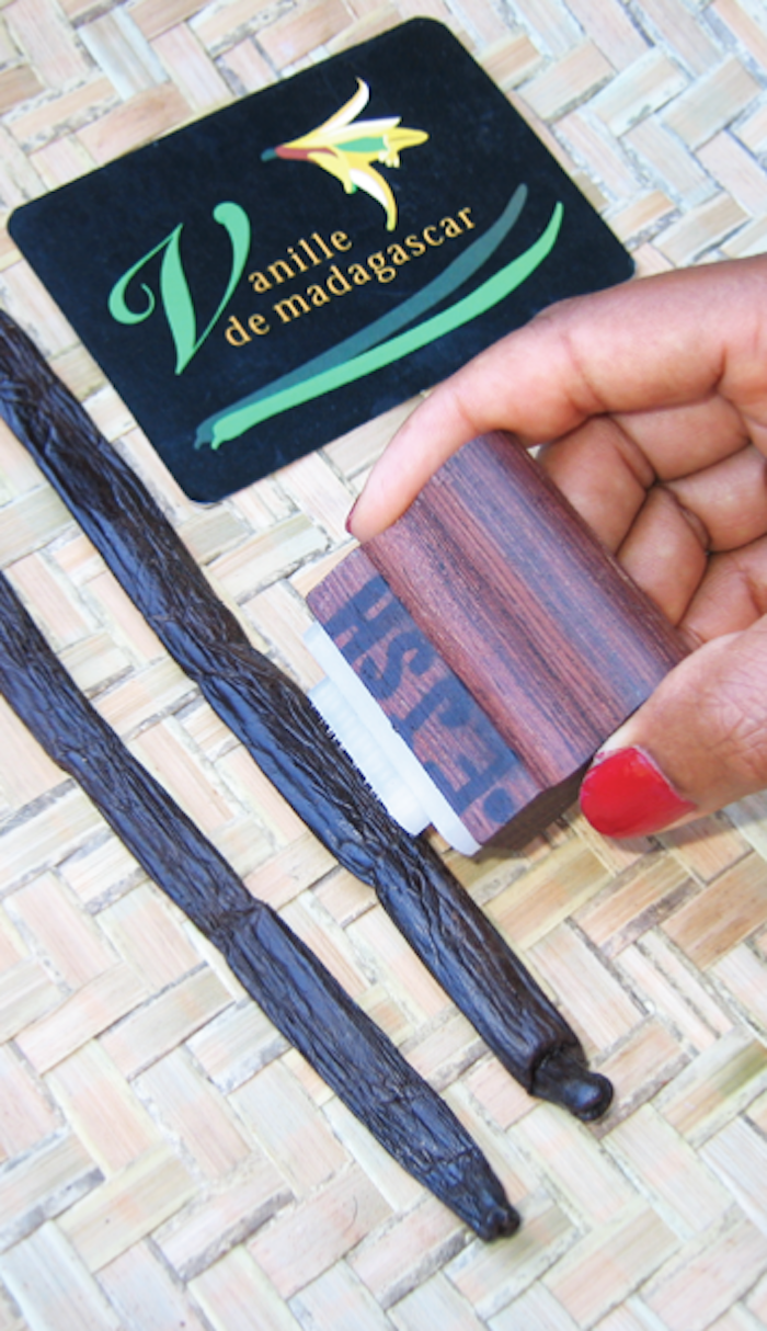 Carte et sceau du Planteur Anicet JERA au village de brousses de Betavilona au nord-est de Madagascar